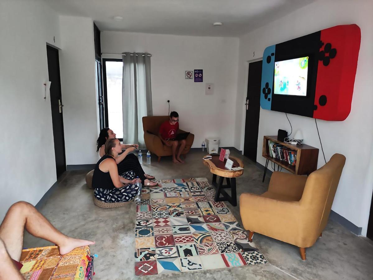 New Friends Hostel & Bar Adults Only Valladolid  Exterior photo